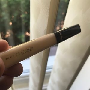 Maybelline Fit Me Concealer Shade 20- New